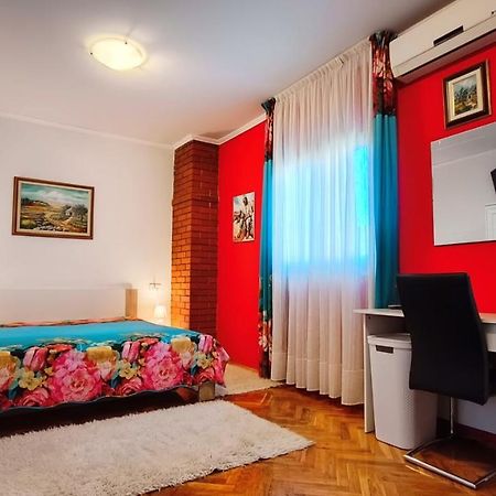 Apartman Ladybird Póla Kültér fotó